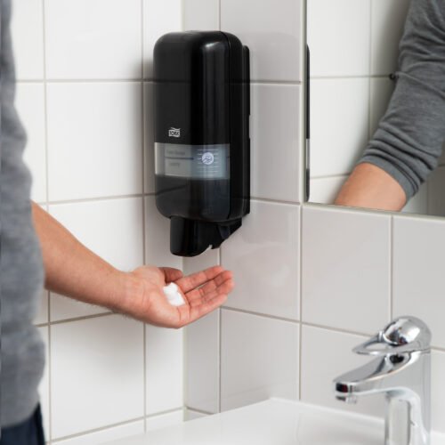 564508-e-com-2-lifestyle-1-universal TorkĀ® S4 Push-Style Skincare Dispenser - Black 1L